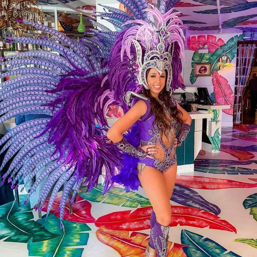 Samba in the Rumba Lounge Page Header Image - Mobile